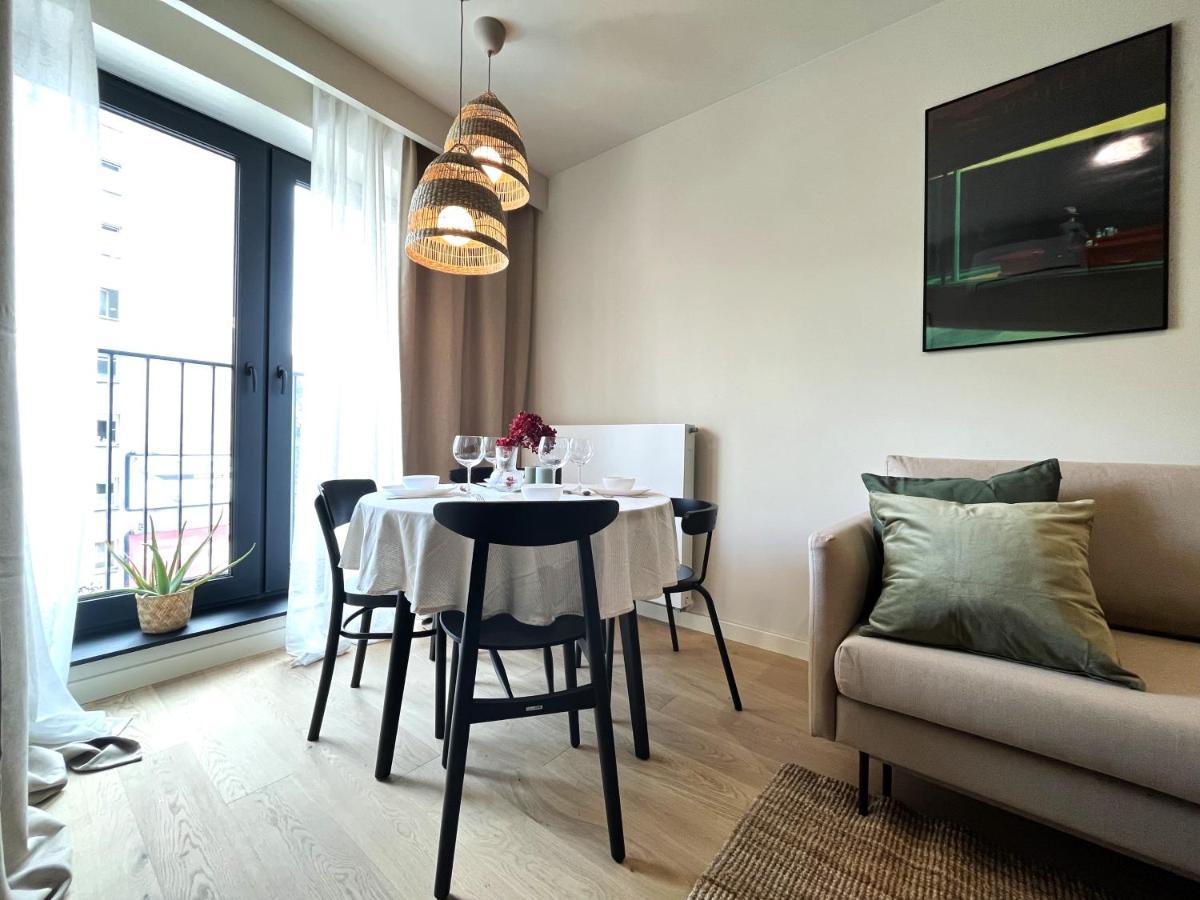 Wyszynskiego Apartment - Self Check-In 20H - Parking &Lift Wrocław Buitenkant foto
