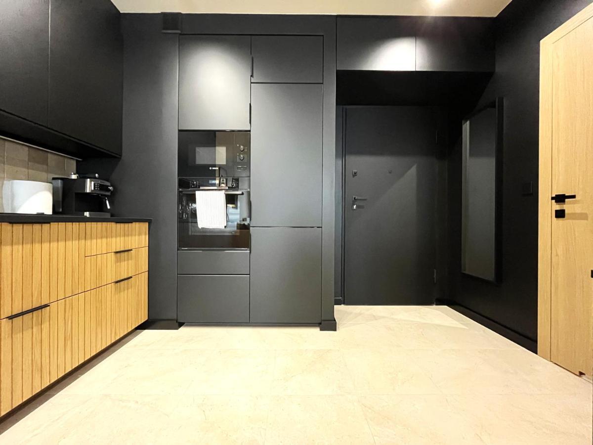 Wyszynskiego Apartment - Self Check-In 20H - Parking &Lift Wrocław Buitenkant foto
