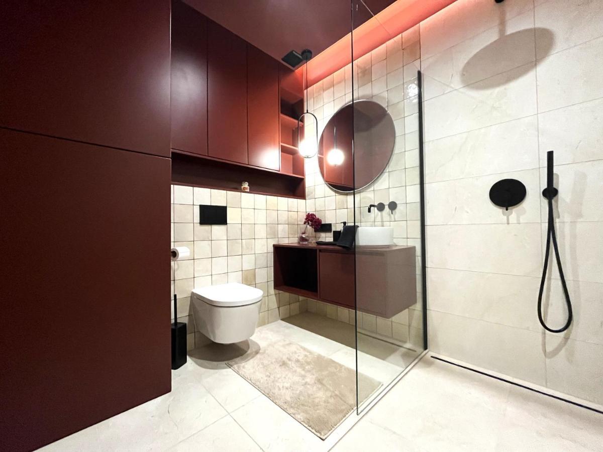 Wyszynskiego Apartment - Self Check-In 20H - Parking &Lift Wrocław Buitenkant foto