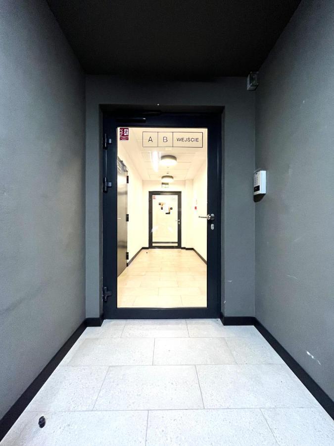 Wyszynskiego Apartment - Self Check-In 20H - Parking &Lift Wrocław Buitenkant foto